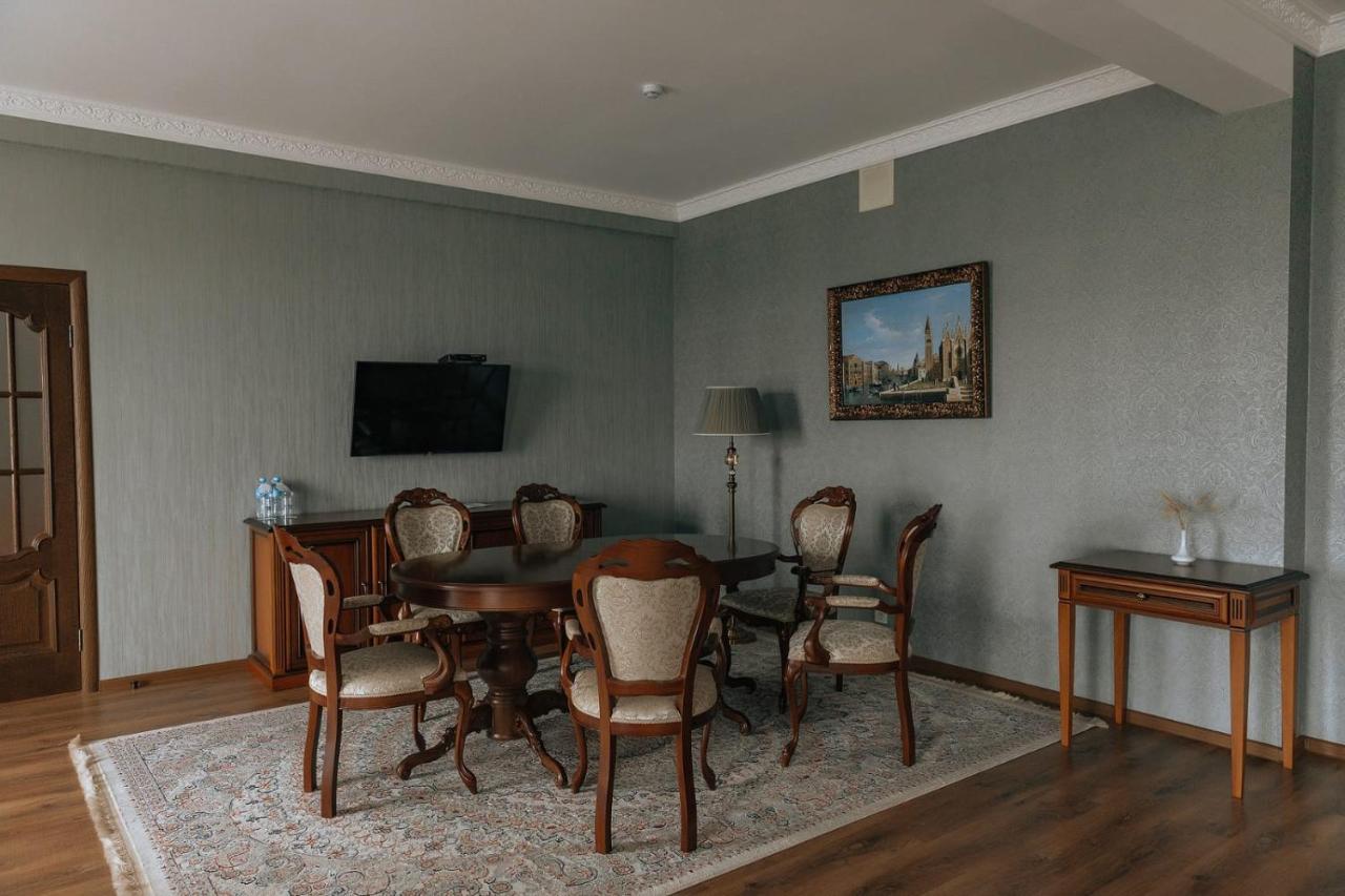 Medeu Hotel Kostanay Eksteriør billede