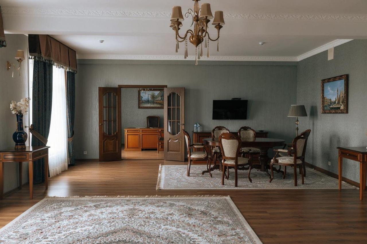 Medeu Hotel Kostanay Eksteriør billede