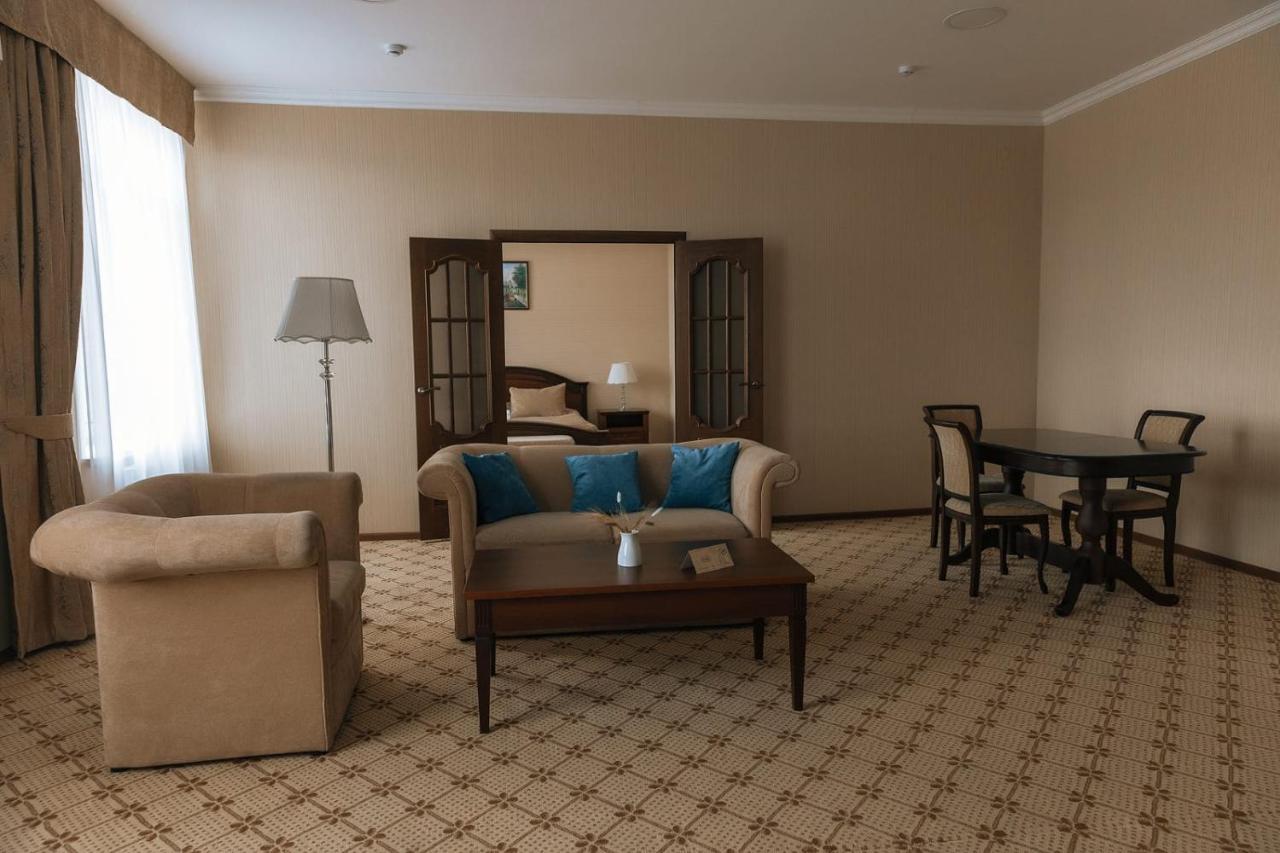 Medeu Hotel Kostanay Eksteriør billede