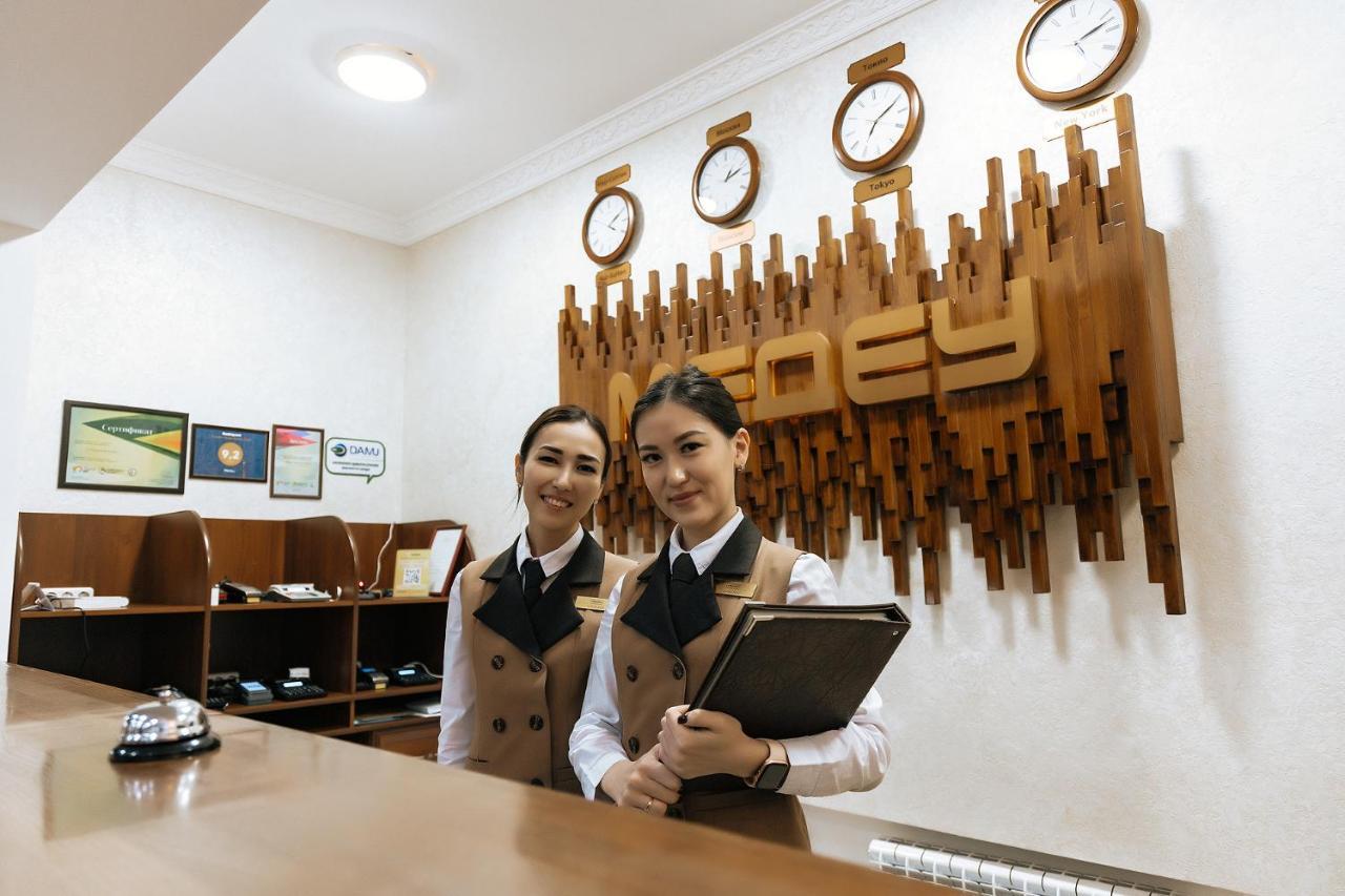 Medeu Hotel Kostanay Eksteriør billede