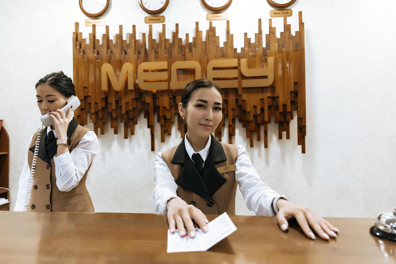Medeu Hotel Kostanay Eksteriør billede